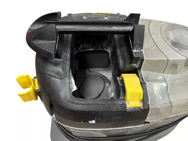 ODKURZACZ PIORĄCY KARCHER PROPUZZI 400