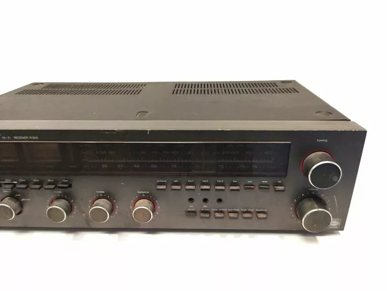 AMPLITUNER NIKKO R850