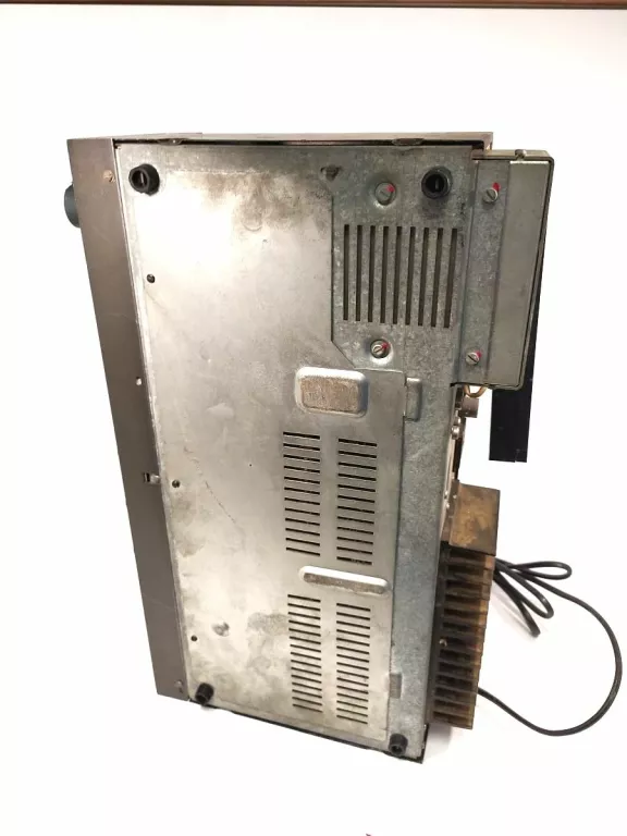 AMPLITUNER NIKKO R850