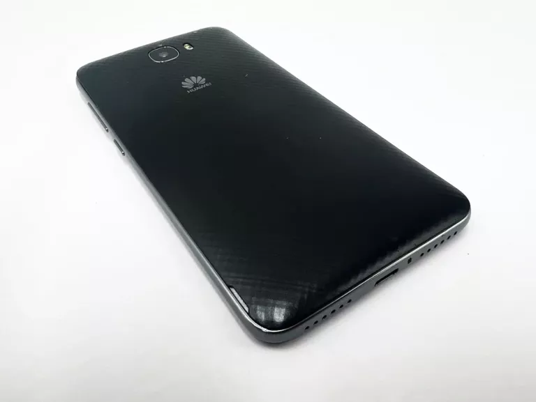 TELEFON HUAWEI Y6II 2GB/16GB BEZ AKCESORIÓW
