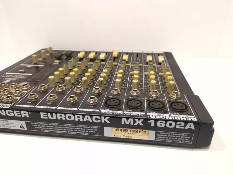 KONSOLA DJ BEHRINGER EURORACK MX1602A