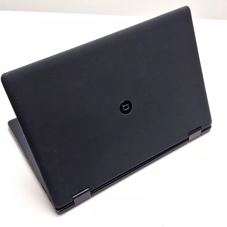 LAPTOP TECHBITE ARC 11.6 + ŁADOWARKA
