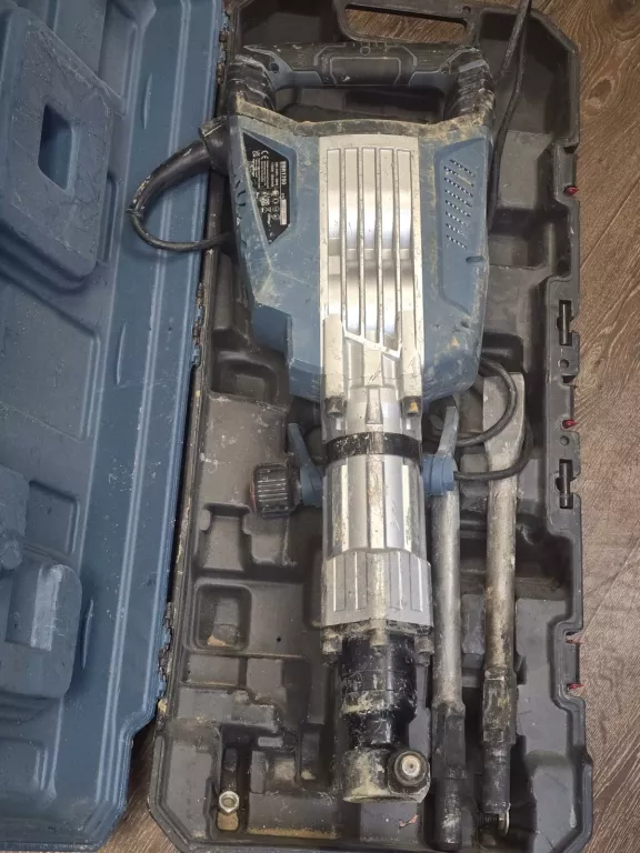 MŁOT WYBURZENIOWY ERBAUER EBR1750 1750W 45J KOMPLET WALIZKA