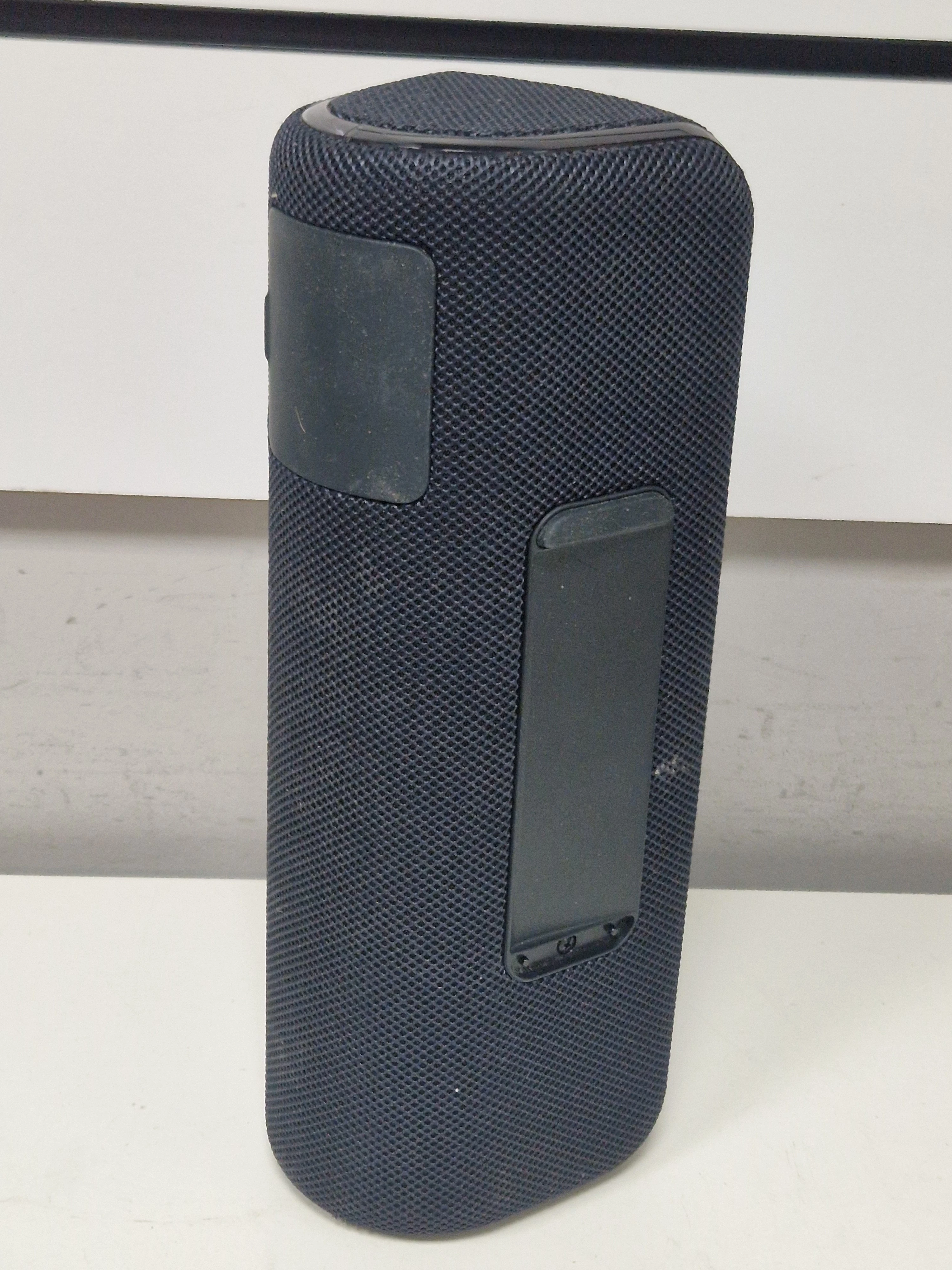 glosnik-przenosny-sony-srs-xb41-ladowarka-moc-3000