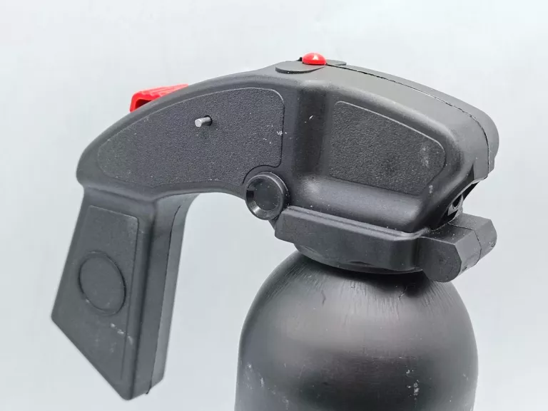 GAZ PIEPRZOWY PREDATOR 550 ML - STOŻEK