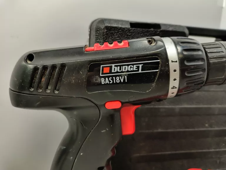 WKRĘTARKA AKUMULATOROWA BUDGET BAS18V1 +2X AKU + ŁADOWARKA + WALIZKA