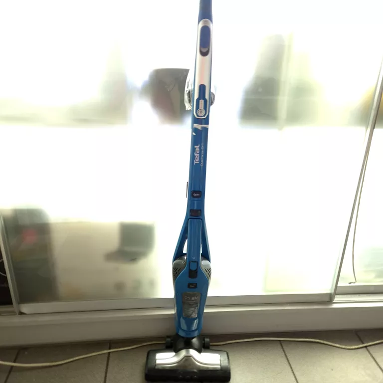ODKURZACZ PIONOWY CYKLONOWY TEFAL DUAL FORCE TY6751 SKŁADANY BEZWORKOWY