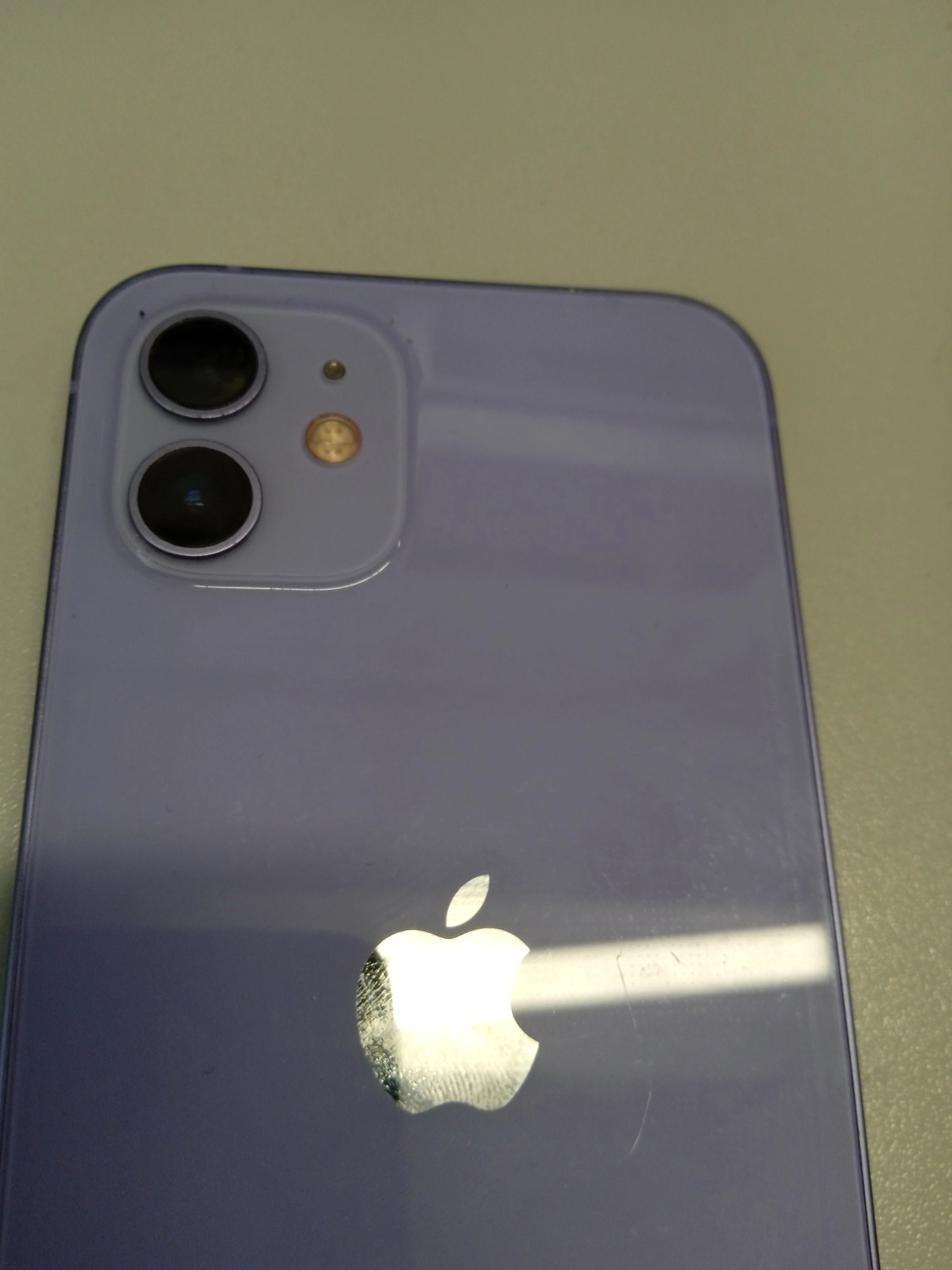 telefon-iphone-12-64gb-kod-producenta-mjqf3pma