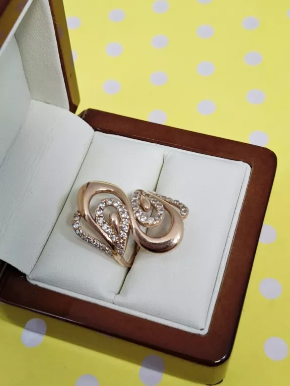 unikatowy-zloty-pierscionek-585-r-13-rodzaj-2205-16