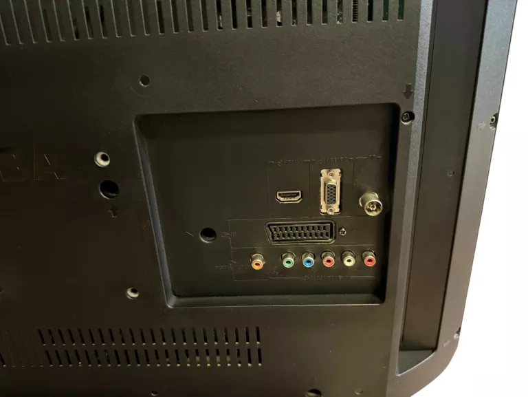 telewizor-toshiba-32w2433d-hd-ready-stan-11323-2