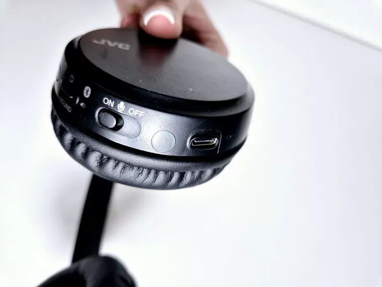 SŁUCHAWKI JVC KENWOOD HA-S36W