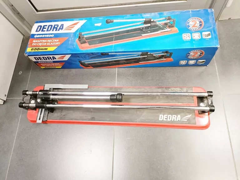 MASZYNKA DO CIĘCIA PŁYTEK DEDRA 600MM