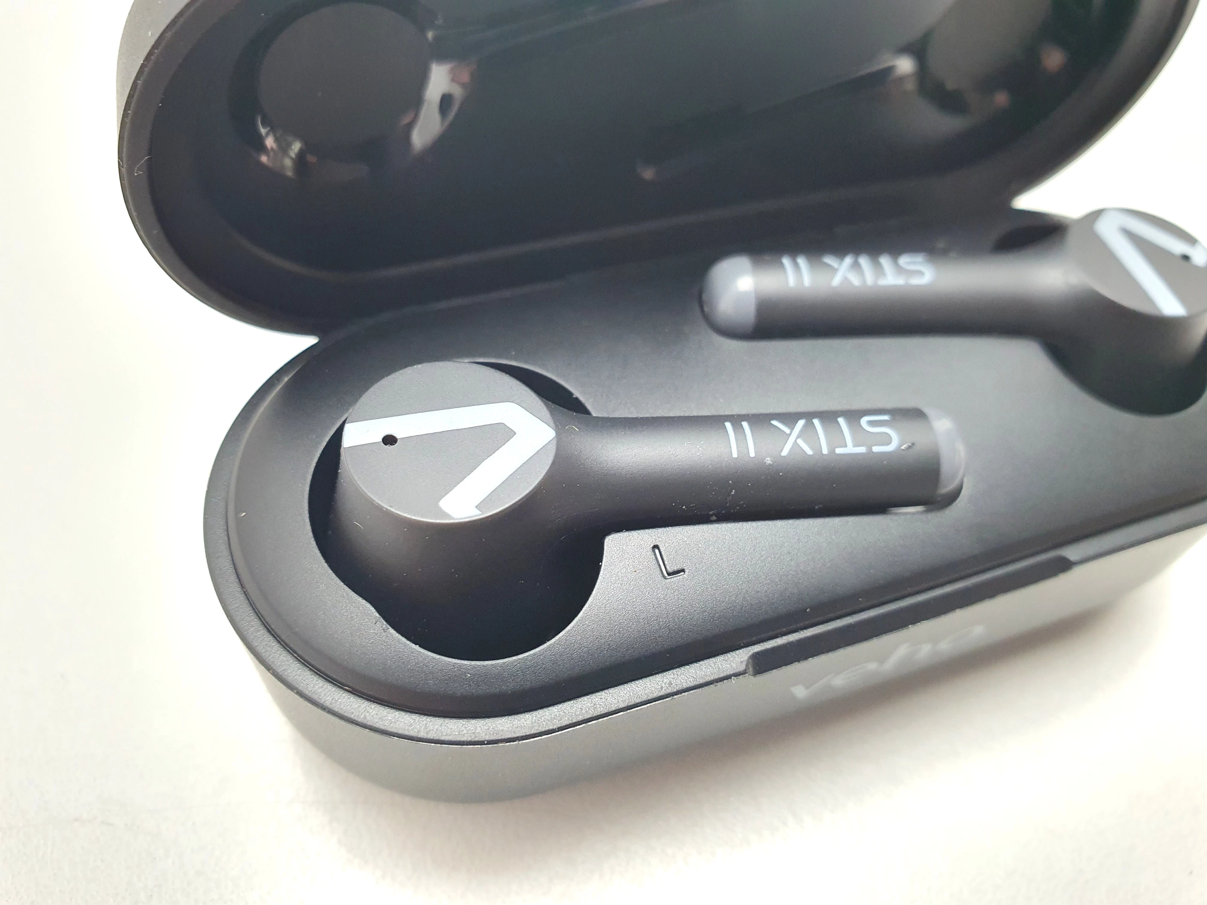 sluchawki-veho-stix-ii-stacja-stan-11323-2