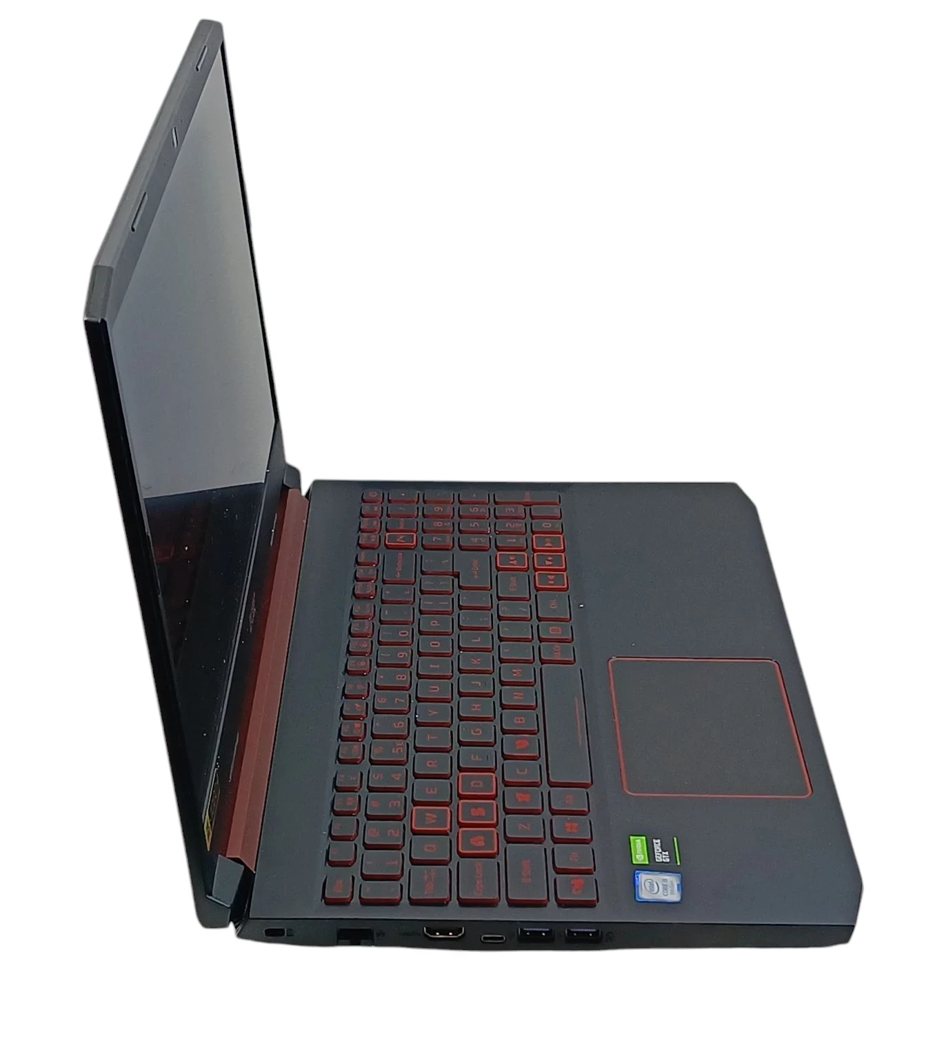 laptop-acer-nitro-an515-54-opis-przekatna-ekranu-156