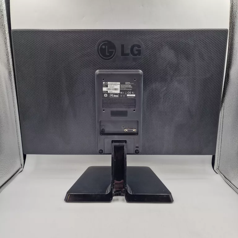 MONITOR LG FLATRON / 22EN33S-B / 21" / FULL HD