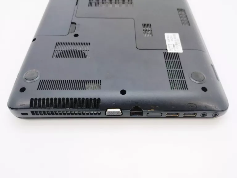 laptop-toshiba-satellite-c855d-s5103-stan-11323-2