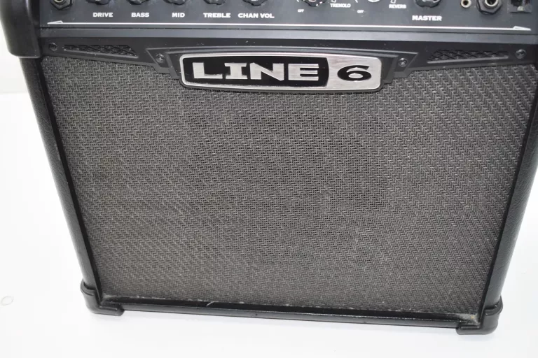 WZMACNIACZ GITAROWY LINE 6 SPIDER IV 15