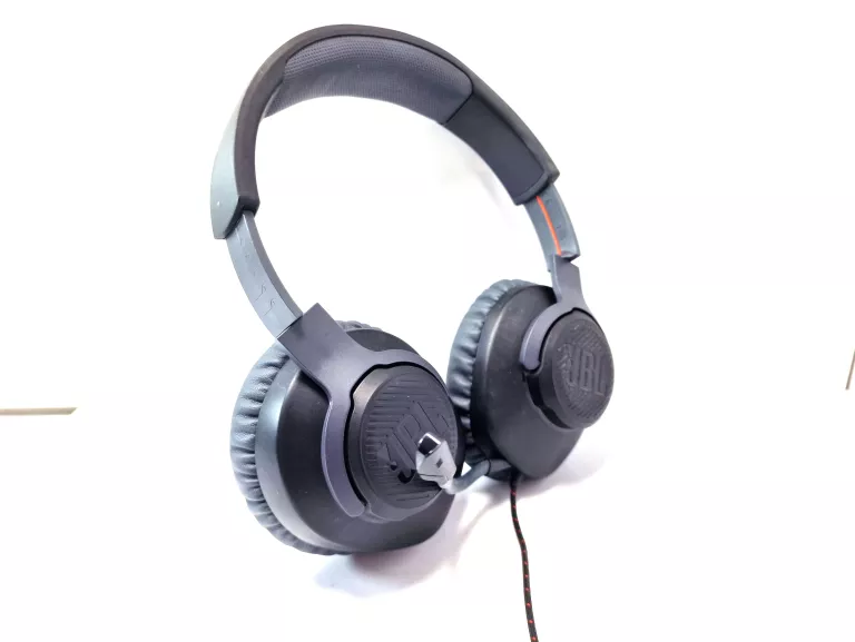SŁUCHAWKI JBL QUANTUM 100