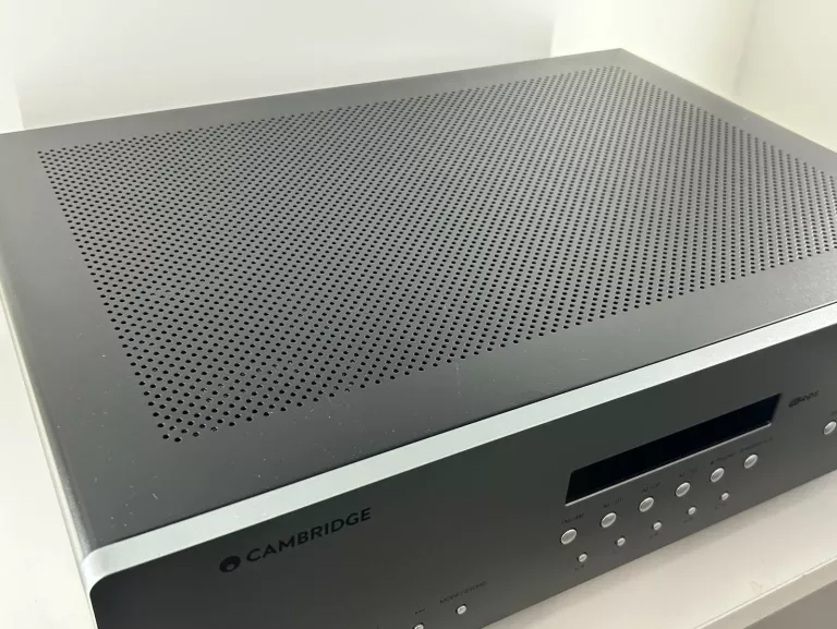 WZMACNIACZ CAMBRIDGE AUDIO AXR100 PILOT GWARANCJA