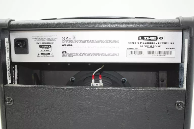 WZMACNIACZ GITAROWY LINE 6 SPIDER IV 15