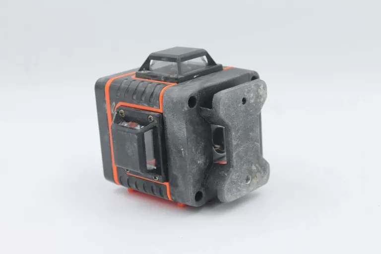 poziomica-laserowa-heckermann-16-linii-walizka-waga-072