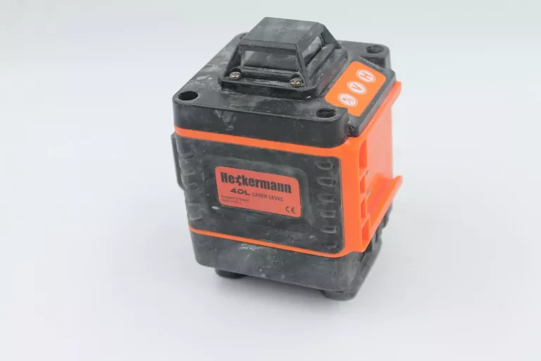 poziomica-laserowa-heckermann-16-linii-walizka-maksymalny-zasieg-pracy-1