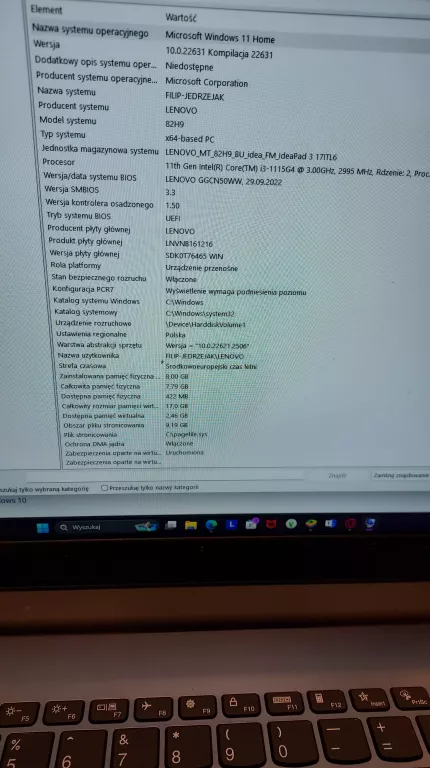 LAPTOP LENOVO 82 H9