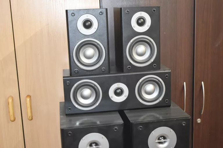 KOLUMNY AMTECH HTS011