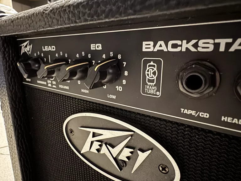WZMACNIACZ GITAROWY PEAVEY BACKSTAGE