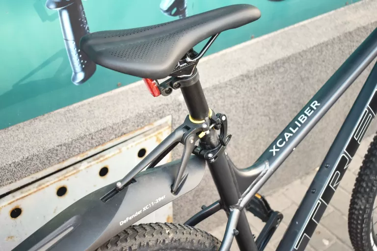 ROWER MTB TREK XCALIBER 8 (2024)