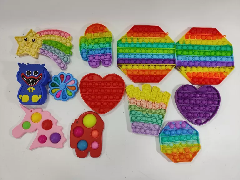 ZABAWKI SENSORYCZNE ANTYSTRESOWE POP IT! 12 SZTUK RÓZNE KOLORY