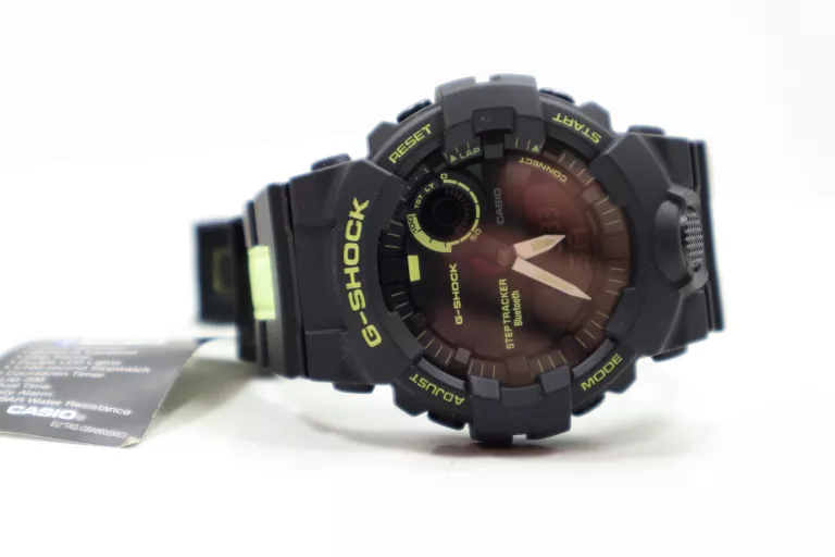 ZEGAREK CASIO G-SHOCK SPECIALS G-SQUAD REFLECTOR BLUETOOTH SYNC STEP