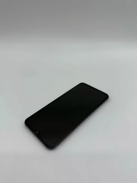 TELEFON SAMSUNG GALAXY A40 4/64GB SOLO DB STAN!