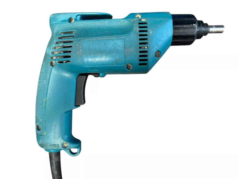 WKRĘTARKA MAKITA ZASILANIE SIECIOWE 230 V 6821