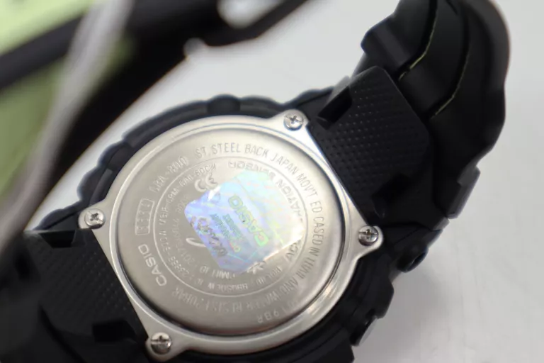 ZEGAREK CASIO G-SHOCK SPECIALS G-SQUAD REFLECTOR BLUETOOTH SYNC STEP