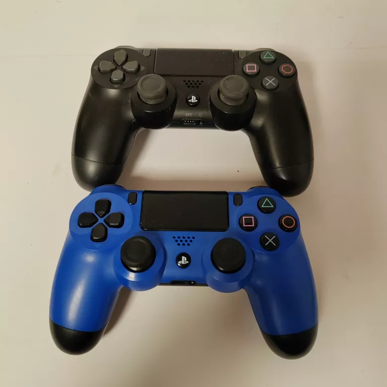 KONSOLA PS4 PRO 1TB 2 PADY FIFA 24