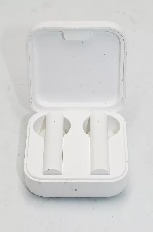 SŁUCHAWKI XIAOMI MI TRUE WIRELESS BASIC 2 BIAŁE