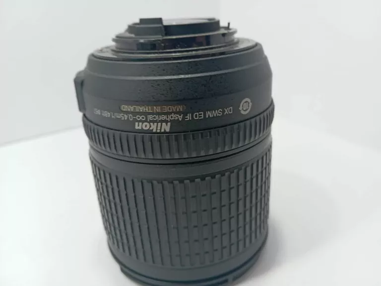 obiektyw-nikkor-18-135mm-f35-56-dx-af-s-nikon-nielapie-ostrosci-plamka-stan-11323-2