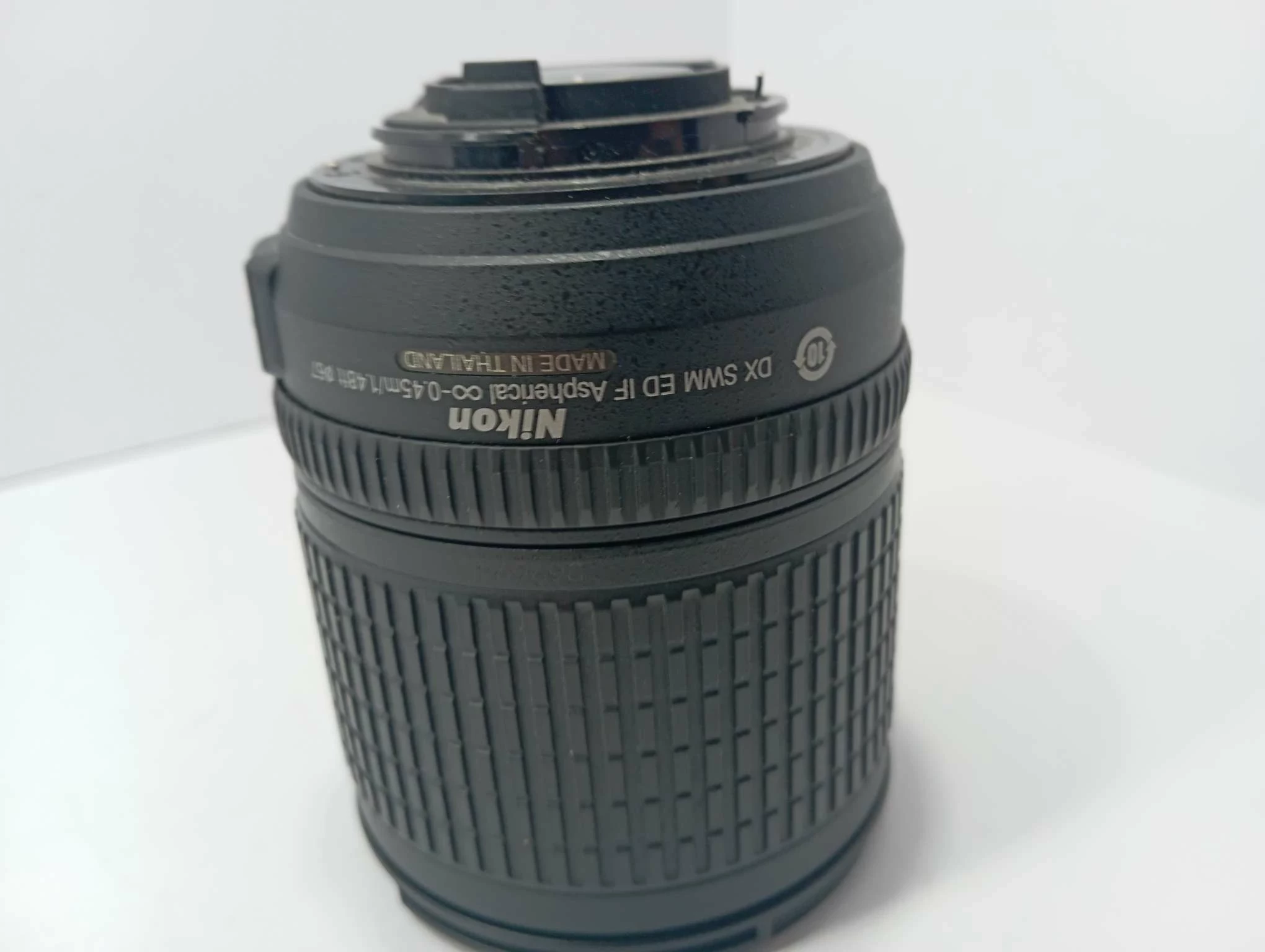 obiektyw-nikkor-18-135mm-f35-56-dx-af-s-nikon-nielapie-ostrosci-plamka-stan-11323-2