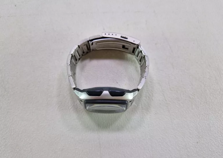ZEGAREK MĘSKI NARĘCZNY CASIO AW-81