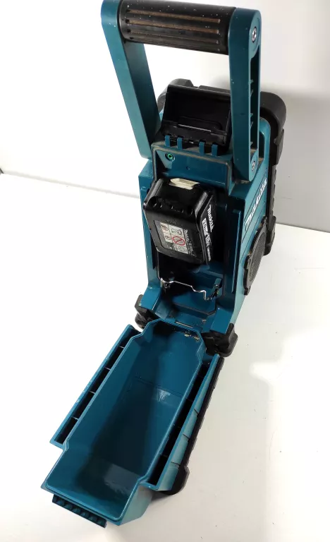 RADIO BUDOWLANE MAKITA BMR102 + AKU 3.0 AH