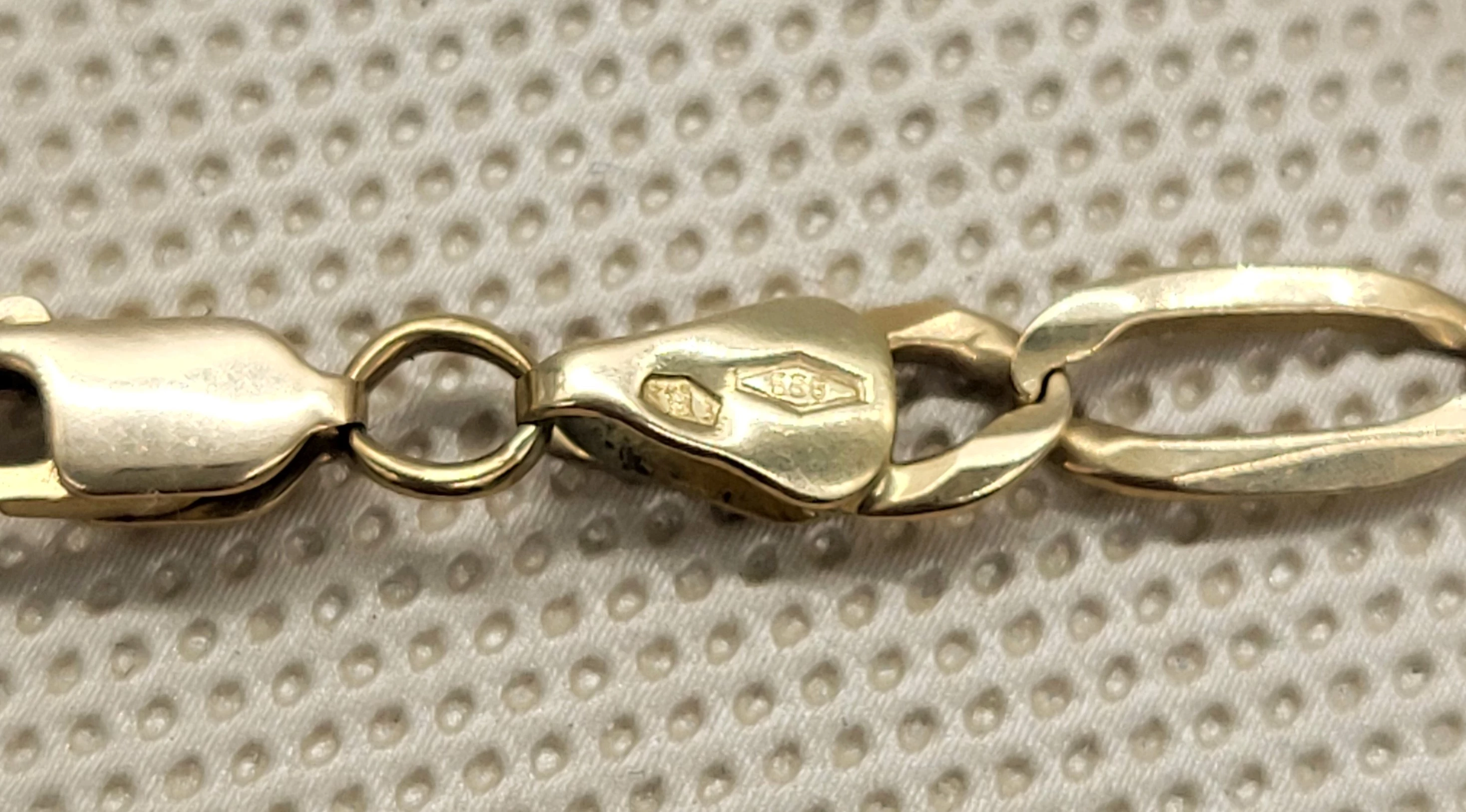 konkretny-zloty-lancuszek-pancerka-5851630g64cm-szerokosc-produktu-05