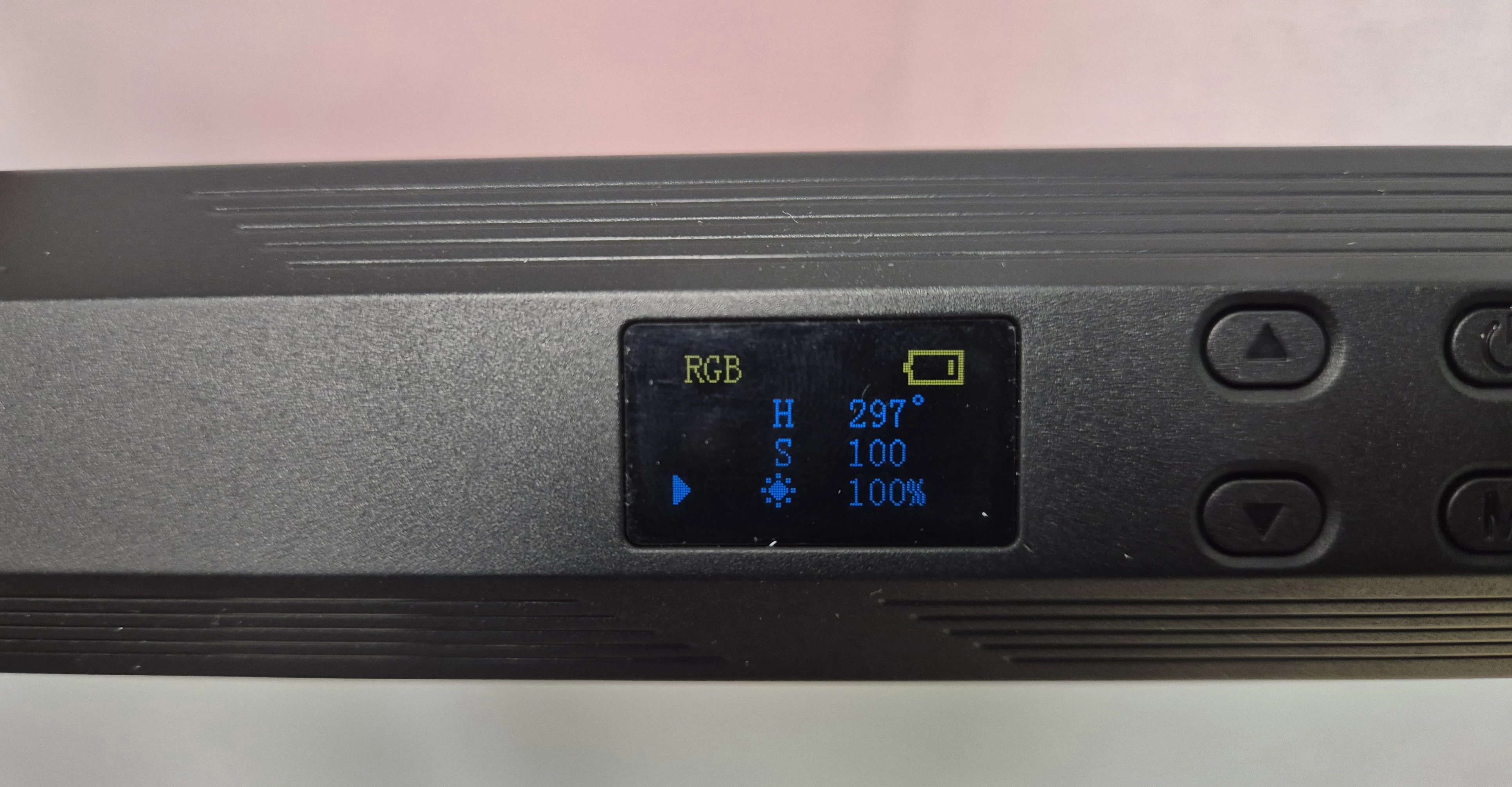 lampka-led-video-light-w200rgb-ean-gtin-0750749335078