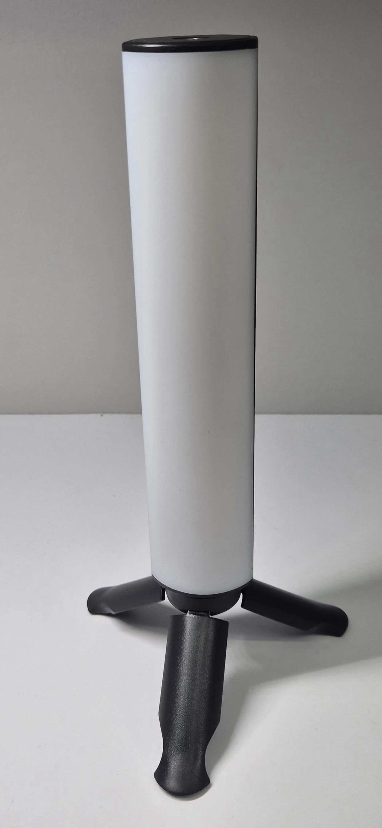 lampka-led-video-light-w200rgb-marka-248135-1643600