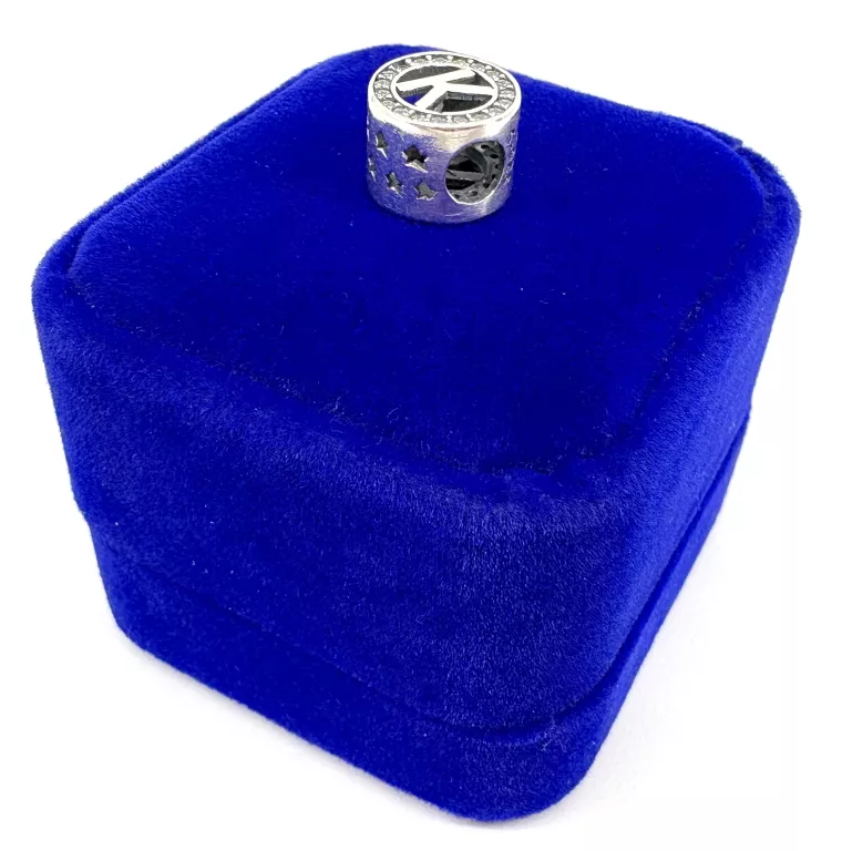 uroczy-srebrny-charms-p925-literka-k-material-15835-4