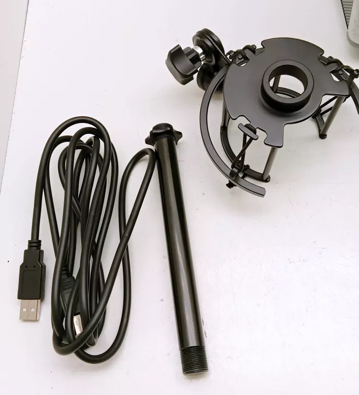 MIKROFON POJEMNOŚCIOWY STUDYJNY THE T.BONE SC 420 USB AKCESORIA, WALIZKA