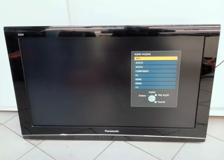 TELEWIZOR LCD PANASONIC TX-37LZ8P + PILOT