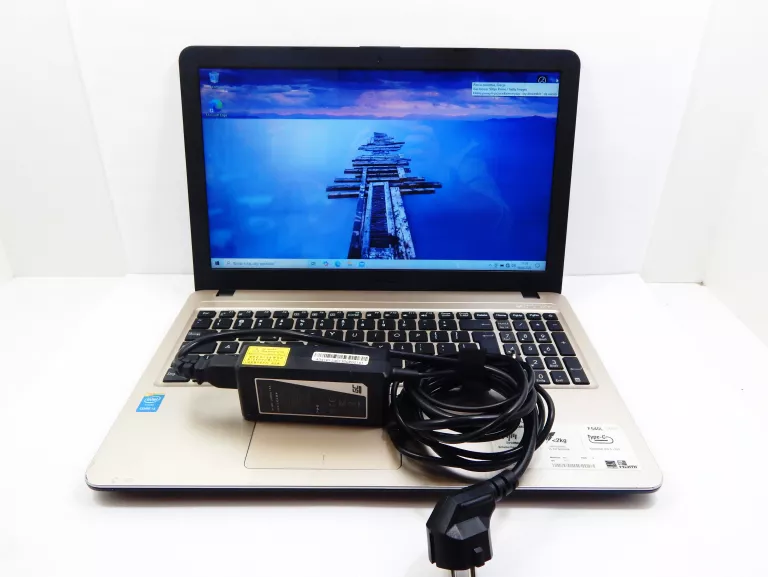 LAPTOP ASUS F540L