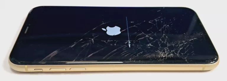 TELEFON IPHONE XR ROZBITY EKRAN