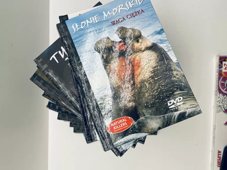 ZESTAF FILMÓW NATURAL KILLERS DVD 20SZT